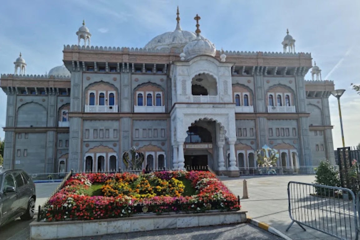 Gravesend Teenager Arrested for Attempted Murder Following Attack at Sikh Temple