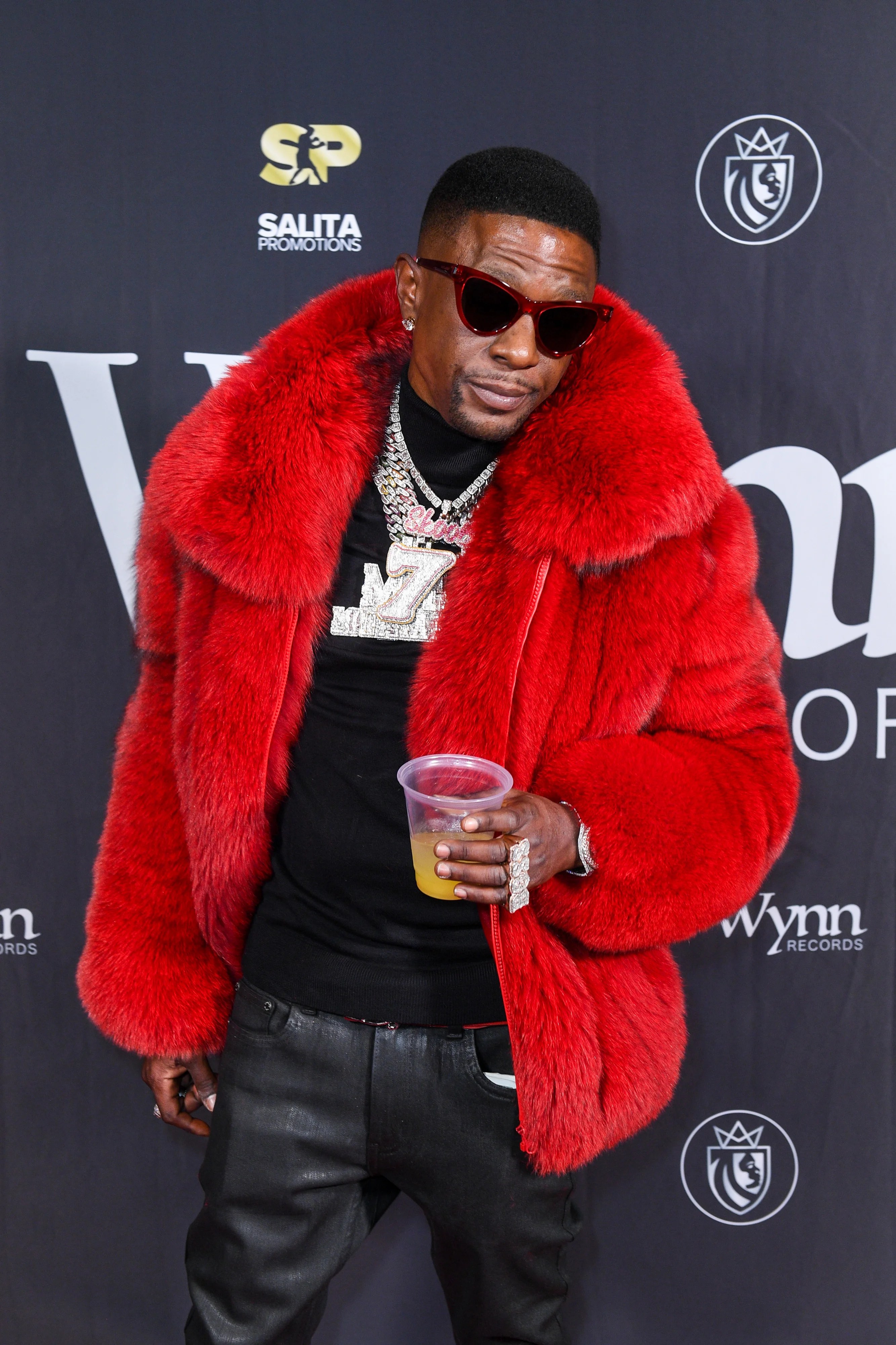 Rapper says he paid 0,000 for presidential pardon that never came