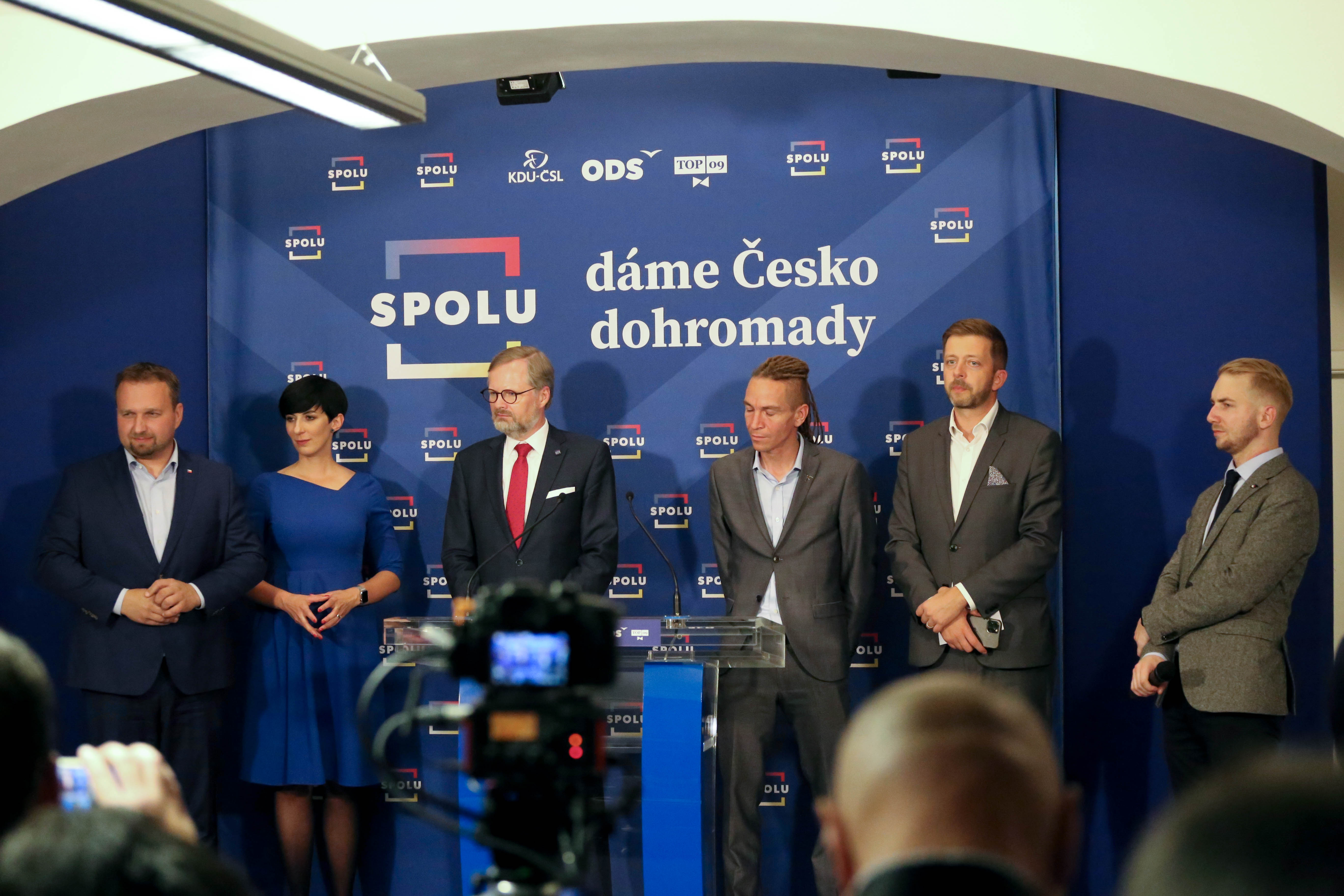 Moznou Budouci Vladu Rozdeluje Tema Exekuci Pirati A Stan Chteji Ods Presvedcit O Pomoci Dluznikum