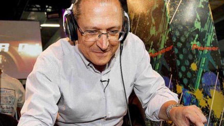 Veja mais ideias sobre geraldo alckmin, geraldo, . Alckmin Publica Foto Em Que Aparece De Dj