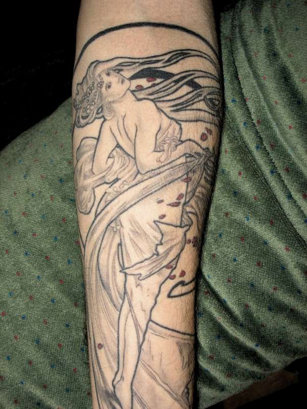 Mucha Tattoo 800_x_600_jpg