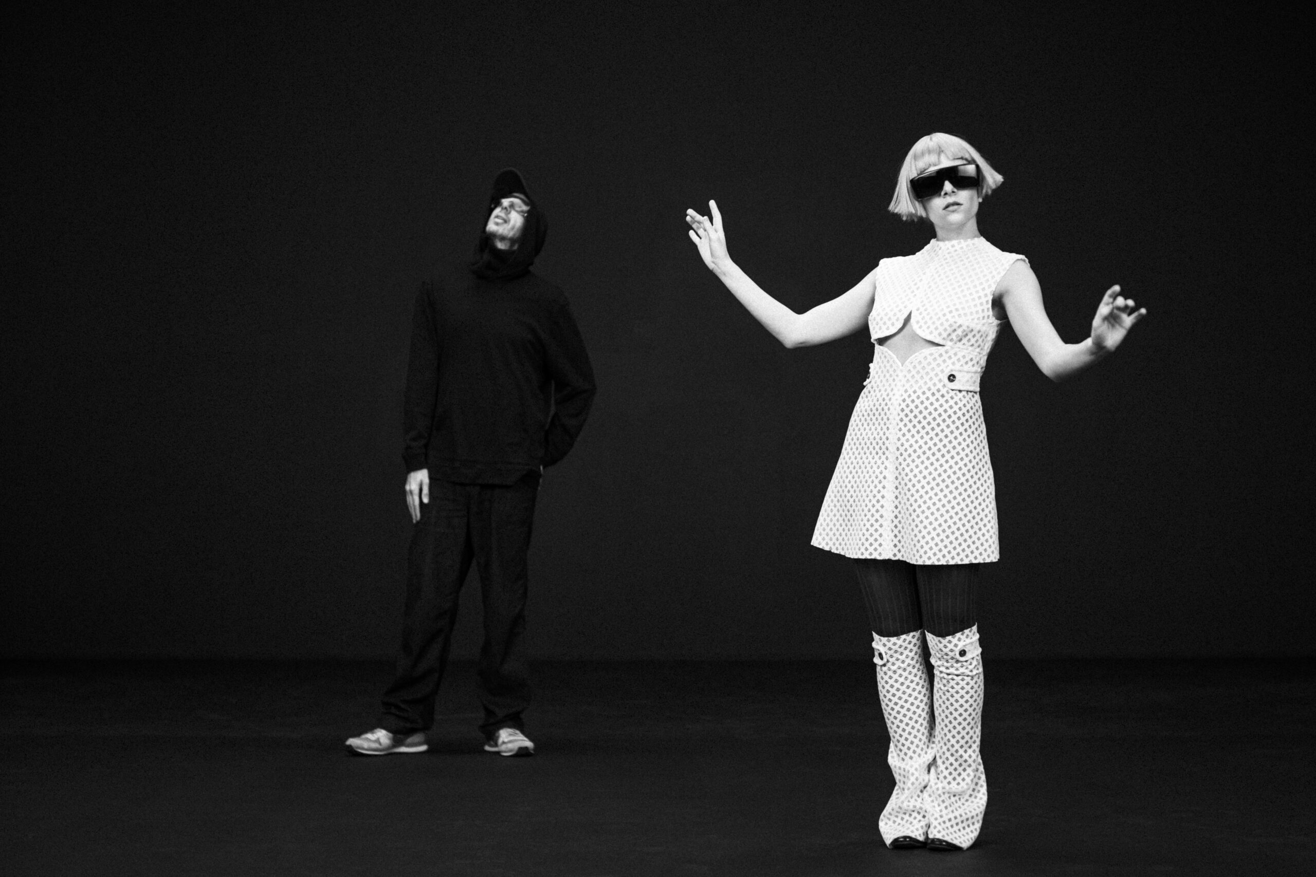 AURORA, Chemical Brothers’ Rowlands Form New Group