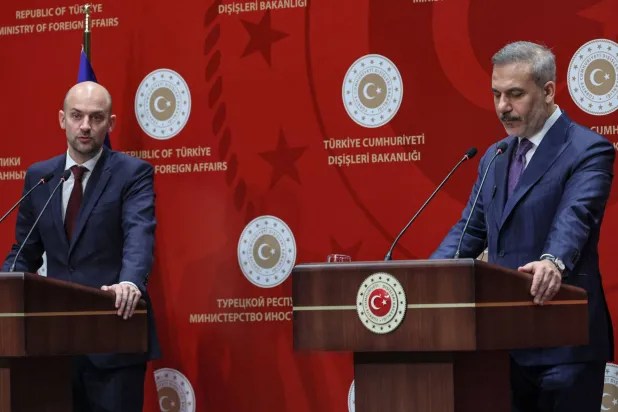 تركيا تواجه موقفاً فرنسياً ثابتاً بشأن عضويتها بالاتحاد الأوروبي
