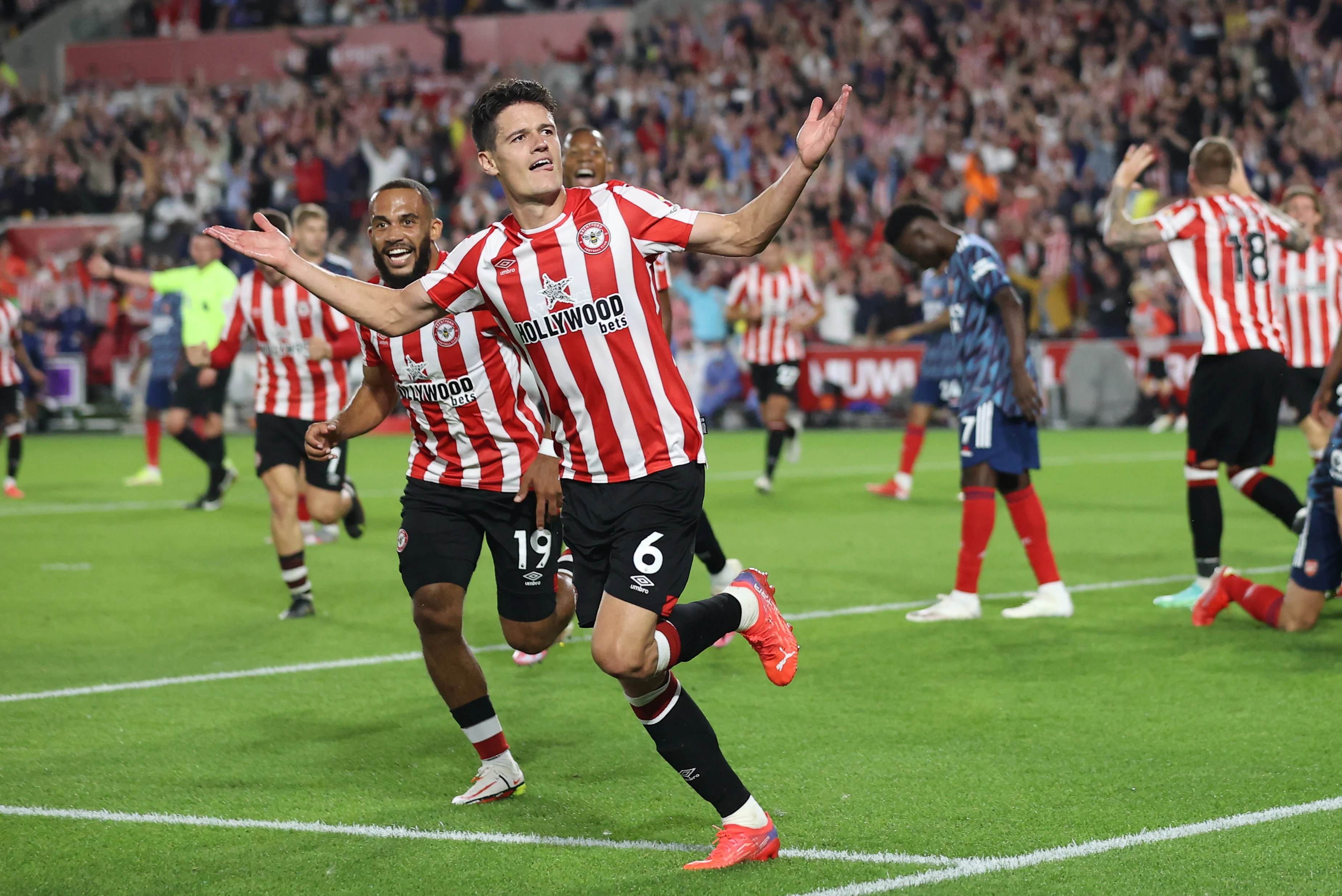 West ham won 13 direct matches.tottenham won 23 matches.9 matches ended in a draw.on average in direct matches both teams scored a 2.58 goals per match. Crystal Palace Vs Brentford Leading League Prediction Kickoff Time Tv Stay Stream Staff News Lineups H2h Success Odds The Newzly