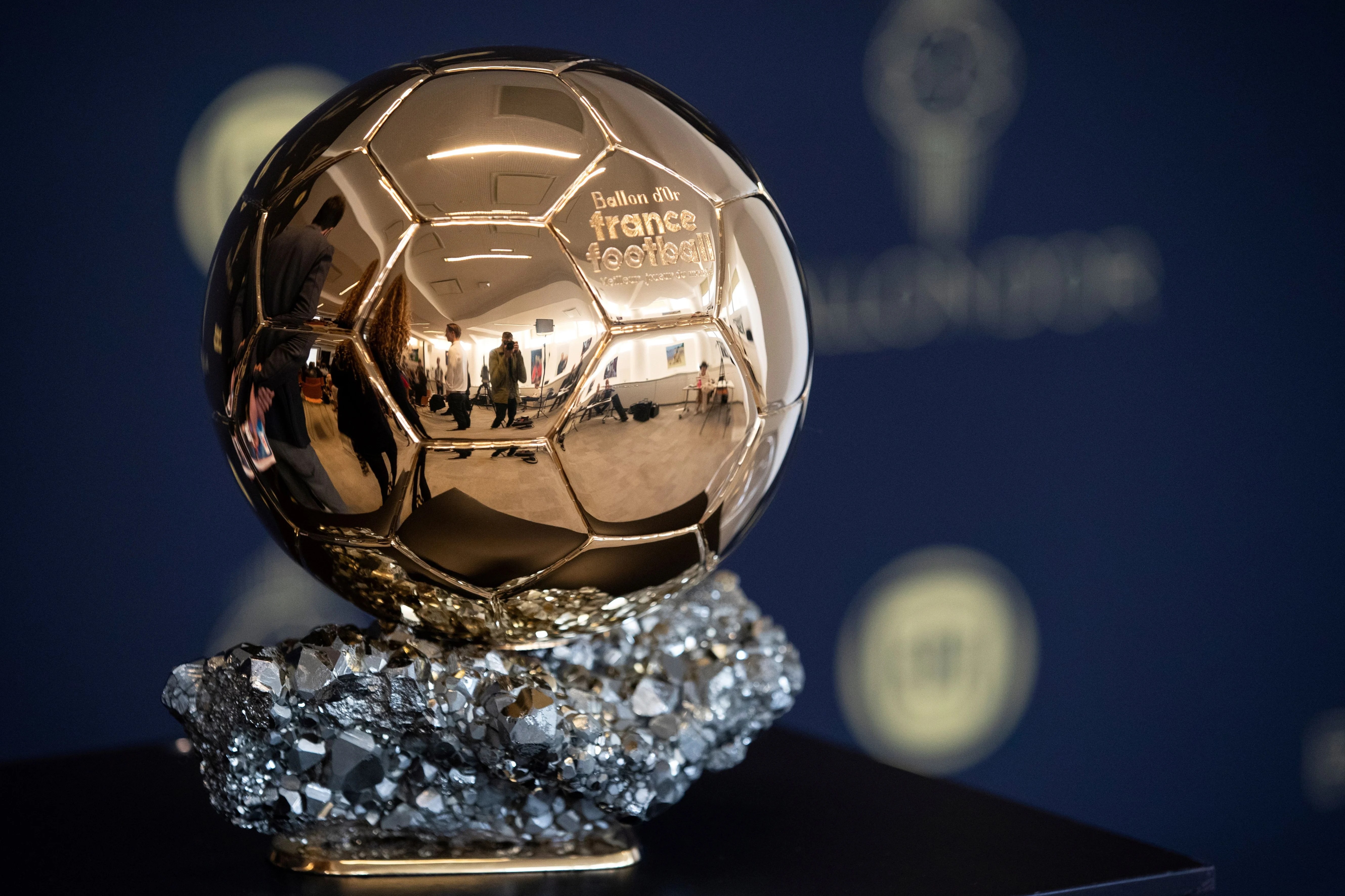 Vitamin d is important for maintaining a healthy body, primarily because it helps you fully maximize your body's absorption and utilization of calcium, an important mineral that we all need. Ll09o8muo73cnm