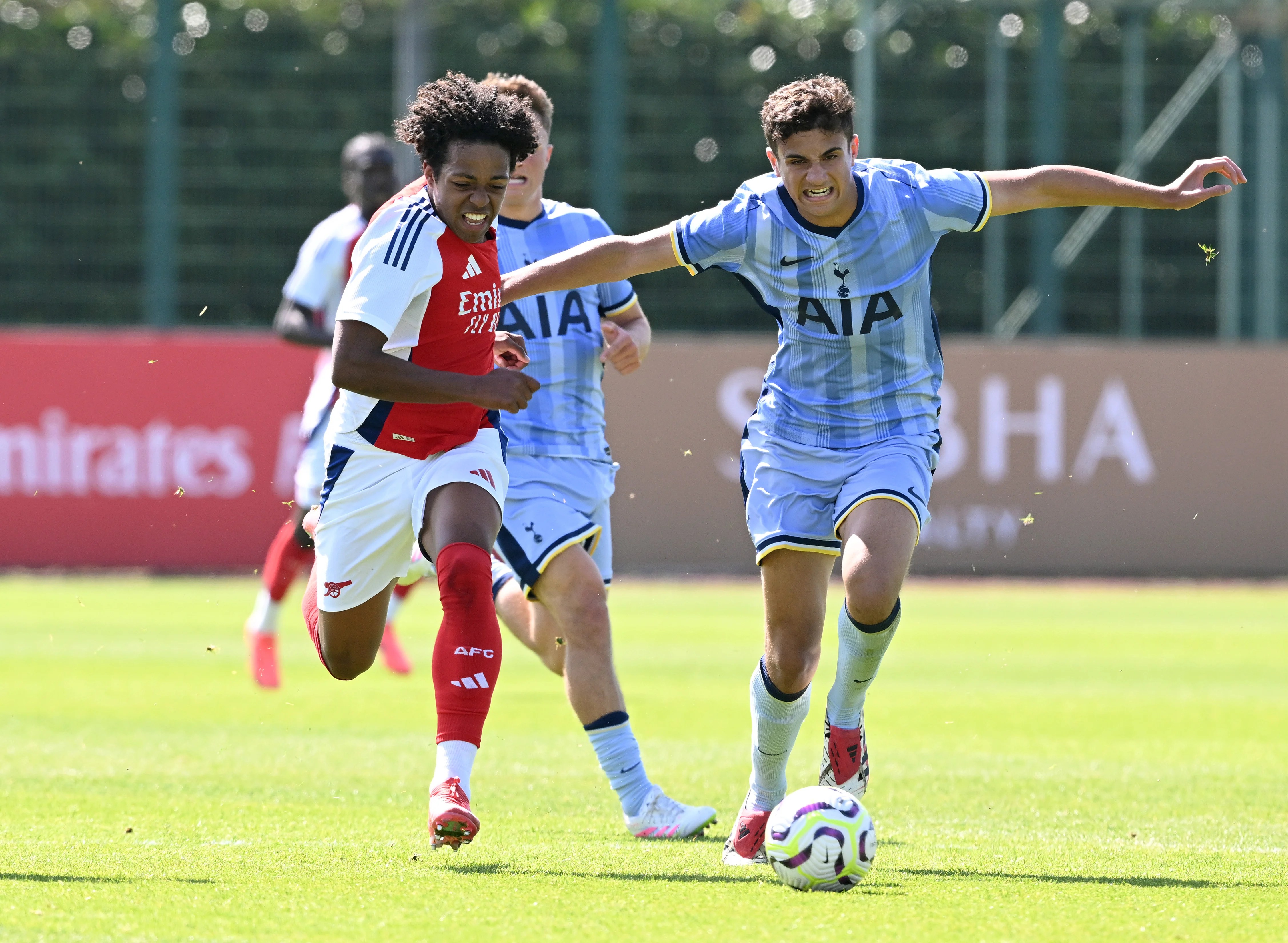 Elijah Upson: Ex-Arsenal star's son snubs Spurs contract offer to join Gunners