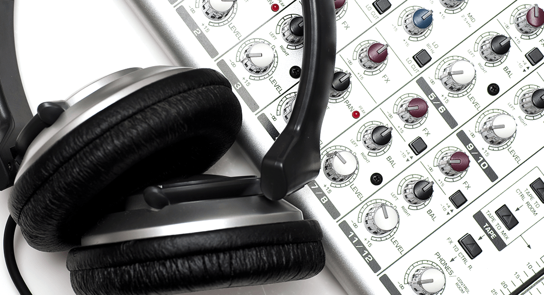 Can positive grid’s smart spark amp shake up the guitar world? Audio Editing Oversights Voices Com