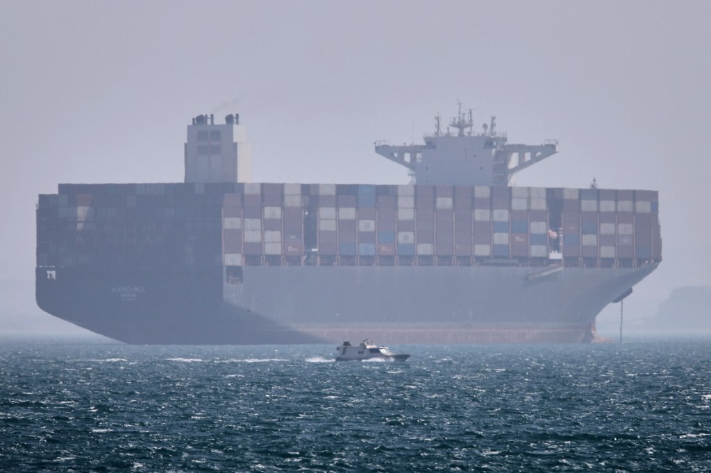 US Denies Iran Struck a Military Vessel During New Effort to Reopen Strait of Hormuz US Denies Iran Struck a Military Vessel During New Effort to Reopen Strait of Hormuz