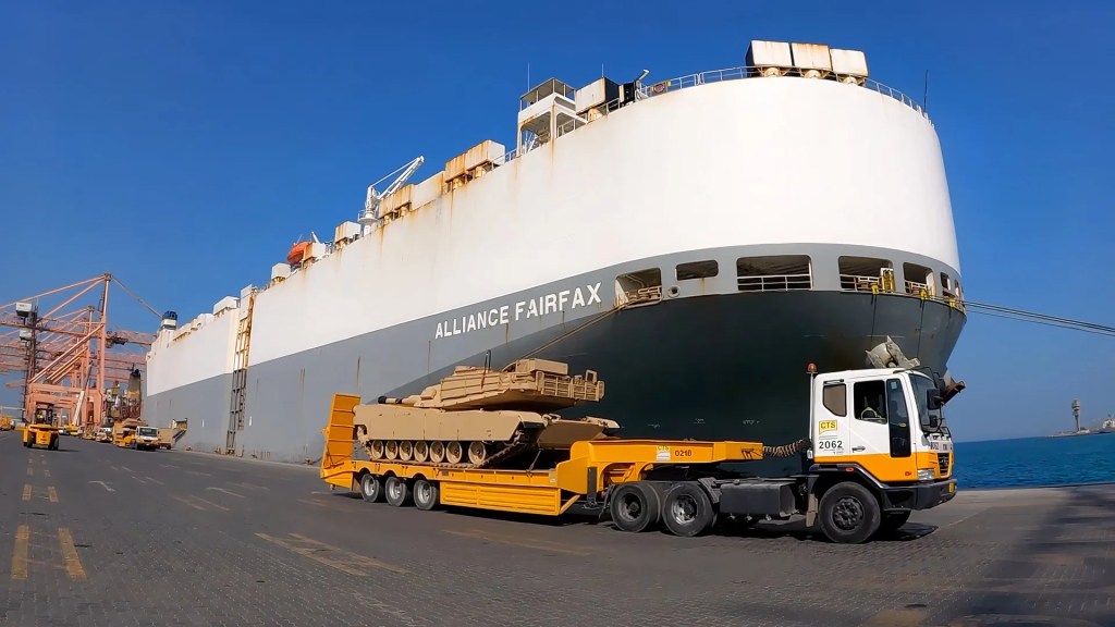 US Secures Safe Passage for Ship Stuck Months in Hormuz; Dozens Remain US Secures Safe Passage for Ship Stuck Months in Hormuz; Dozens Remain