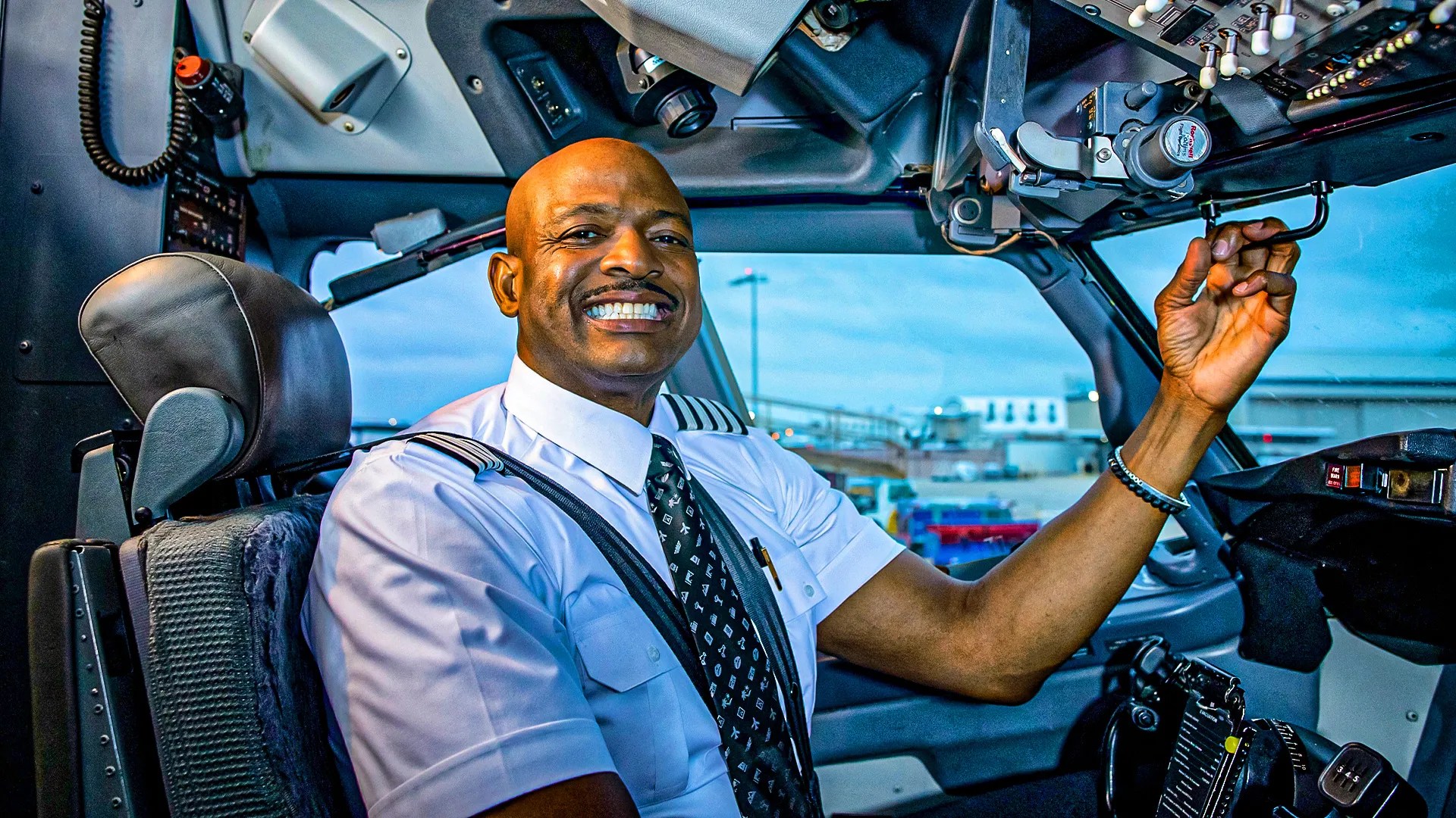 A Look At The Salaries Of Business Airline Pilots In The US In 2026