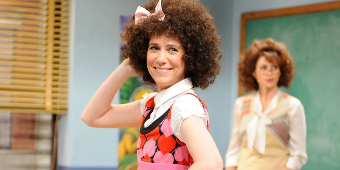 By elyse roth here at self, we love a good jimmy fallon interview, anything kristen wiig and all things game of thrones related. 10 Best Kristen Wiig S Recurring Snl Characters Ranked