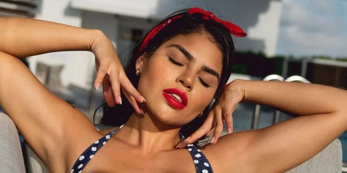 90 Day Fiancé's Fernanda Flores Shows Off Her Car Makeup Skills