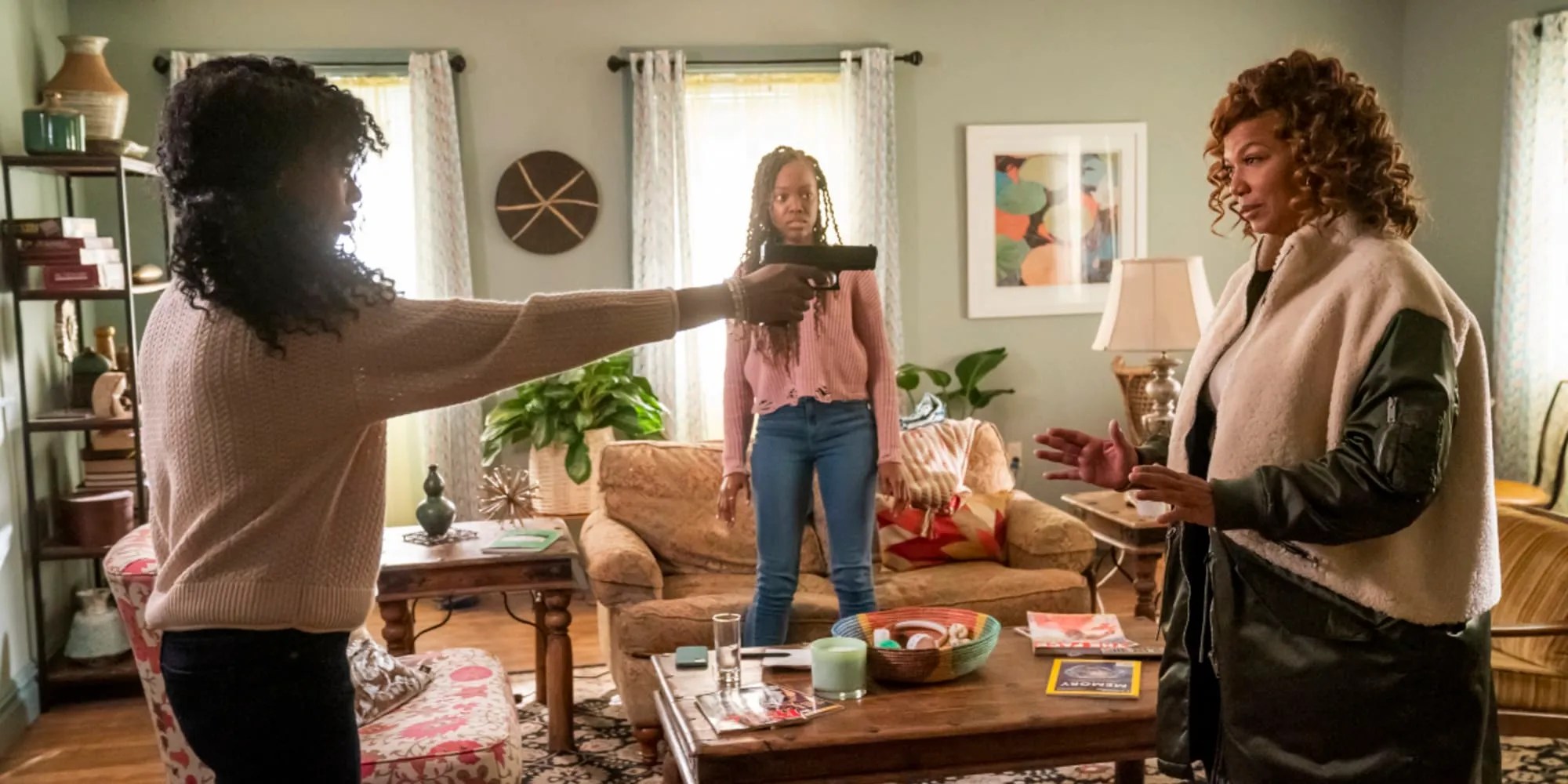 Queen latifah currently plays robyn mccall in the cbs drama the equalizer. The Equalizer Just Entered Into a Familiar, Uneasy