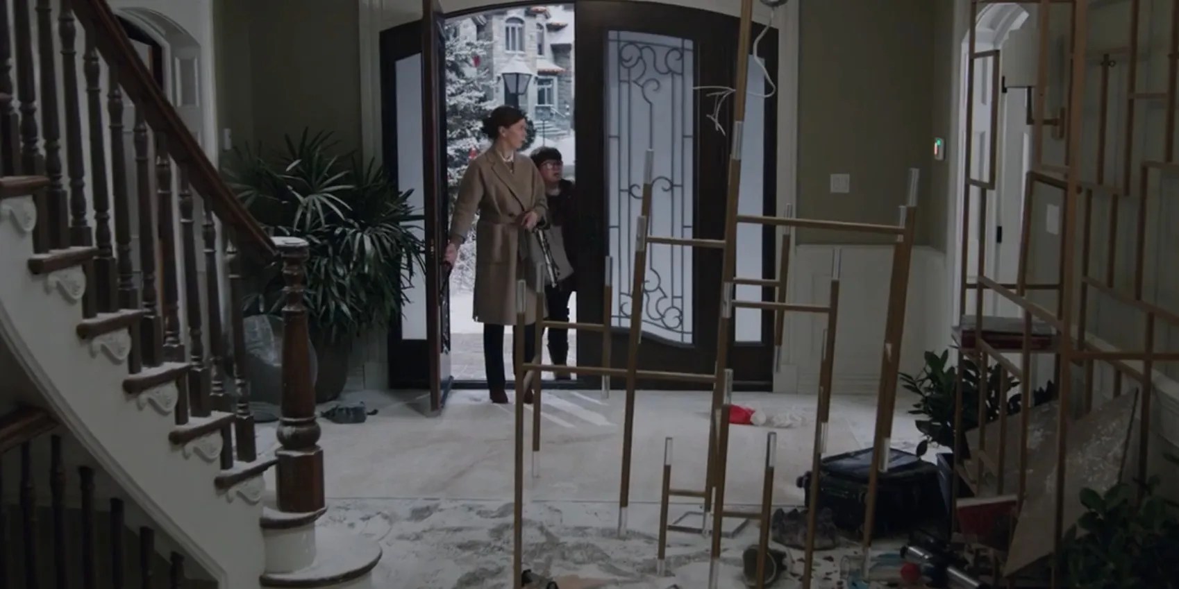 So in the spirit of the season and the best holiday deal ever, let’s do a deep dive on the iconic mcallister house, located in a cozy suburb at 671 lincoln ave, winnetka, illinois. Home Sweet Home Alone Most Glaring Plot Holes Screen Rant