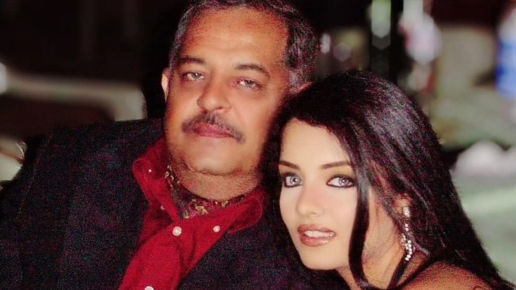 Celina Jaitly: कारगिल विजय दिवस पर भावुक हुईं सेलिना जेटली, बताया परिवार ने किस तरह झेला दर्द Celina Jaitly: कारगिल विजय दिवस पर भावुक हुईं सेलिना जेटली, बताया परिवार ने किस तरह झेला दर्द