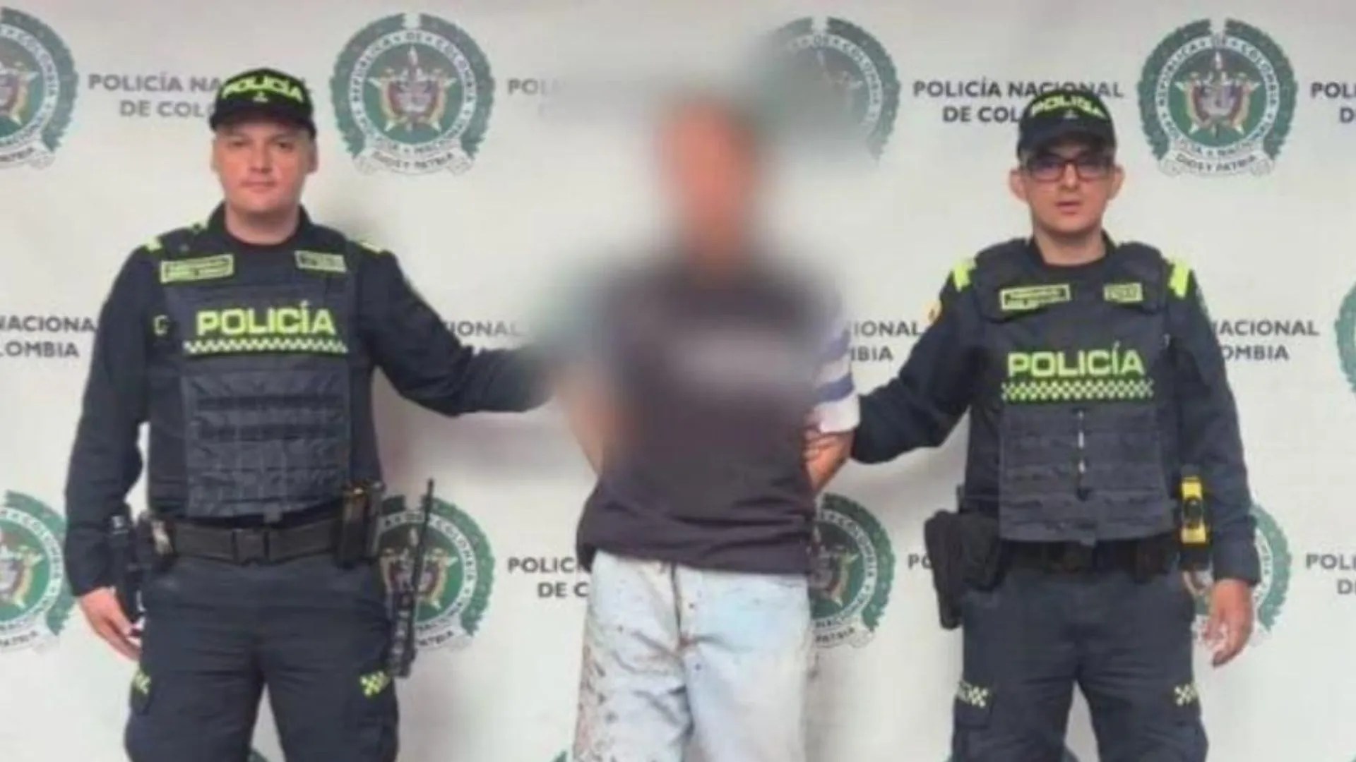 Violento intento de hurto en Bogotá: trabajador de gasolinera resultó herido y un hombre fue capturado