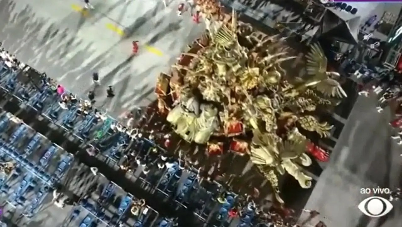 Drama en el Sambódromo: Carroza fuera de control deja tres heridos en el Carnaval de Río