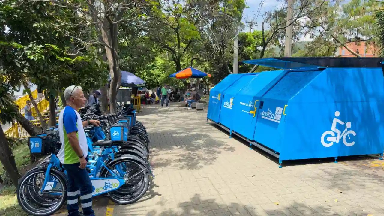 EnCicla ya opera en ambas terminales de Medellín EnCicla ya opera en ambas terminales de Medellín