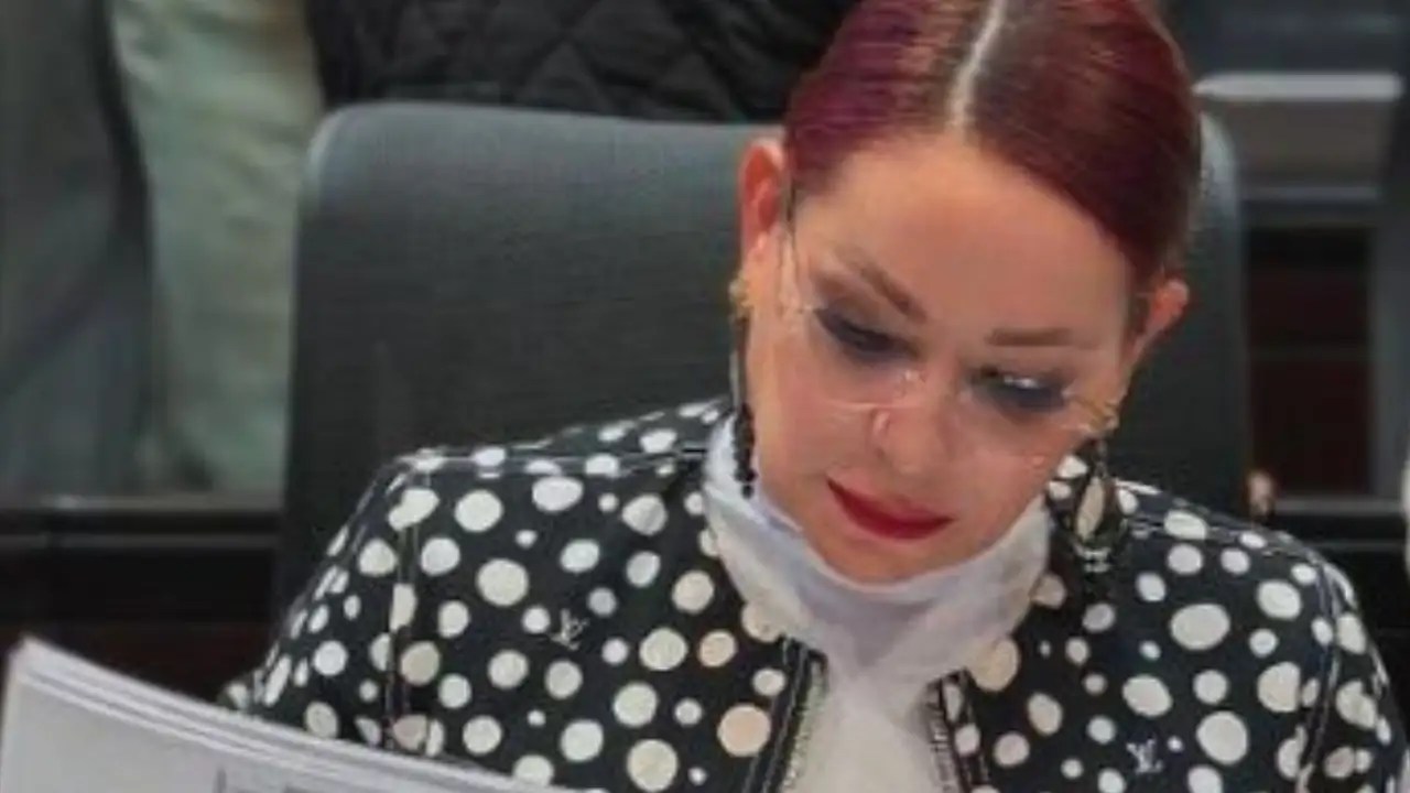 Cámara oficializa suspensión de Gloria Arizabaleta
