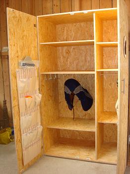 Eine küche selberbauen ist einfacher als man denk, und es besteht kein unterschied zwischen einer gekauften küche und der selbergebauten. Sattelschrank