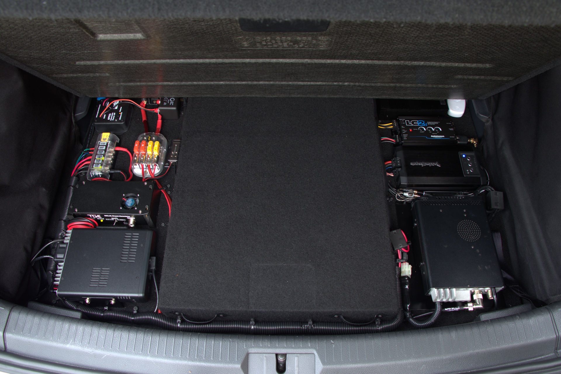 mk6 gti subwoofer