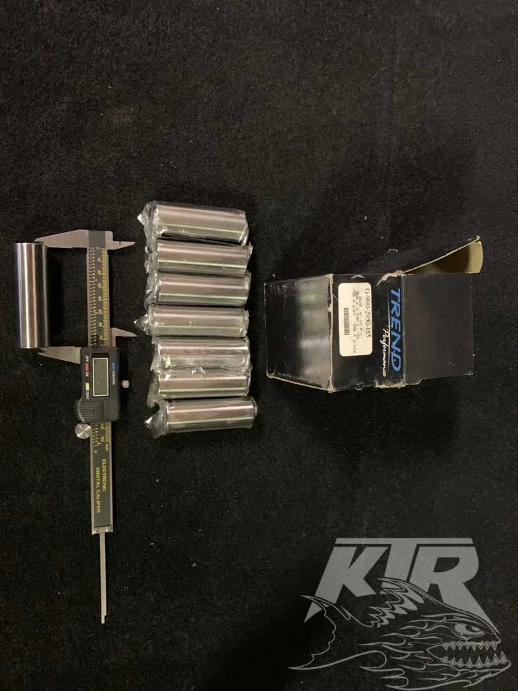 NEW Trend Wrist pins Stevie Fast