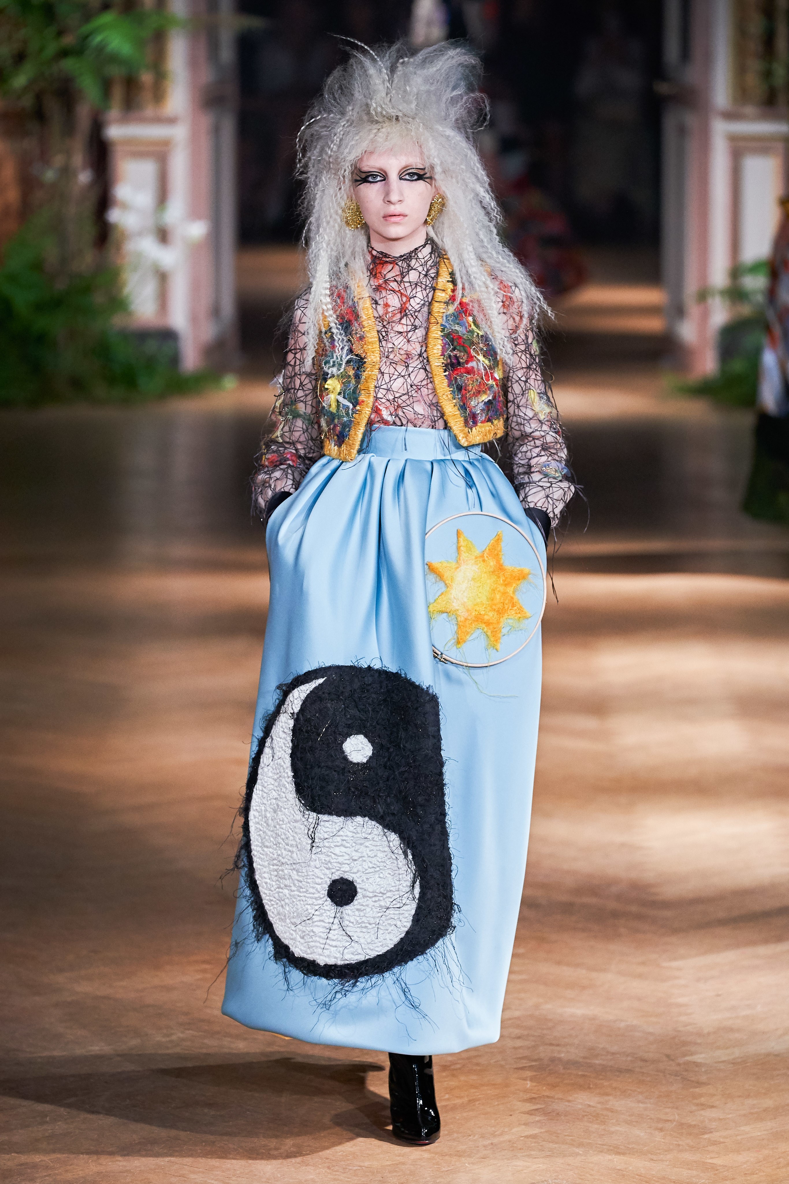 Viktor and Rolf (and Claudy Jongstra) Haute Couture Week Fall 2019 | photo via Vogue