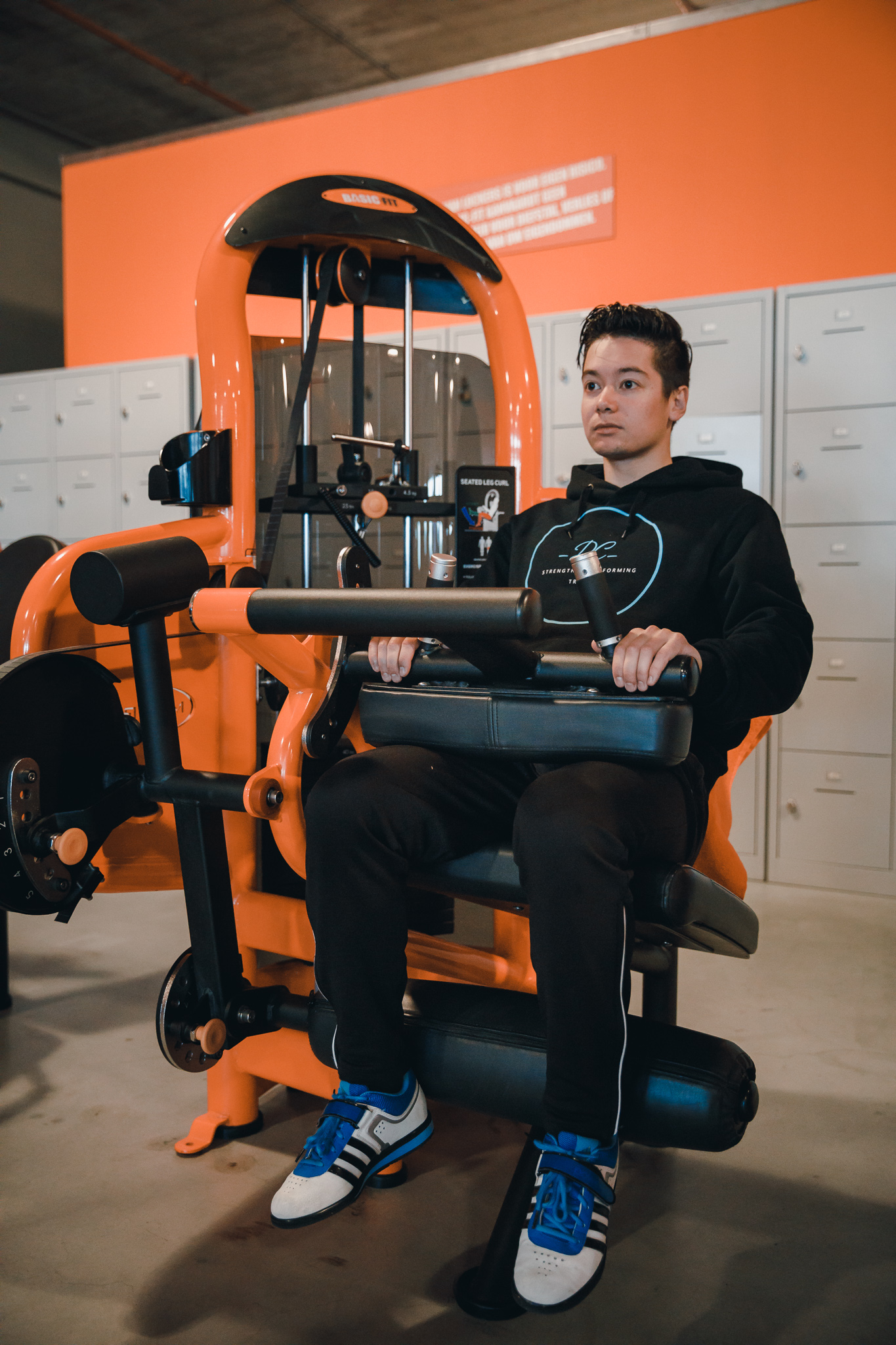 Works glutes, hamstrings, calves, abs and obliques in one machine. Machine hamstring curl | Strength Transforming Center