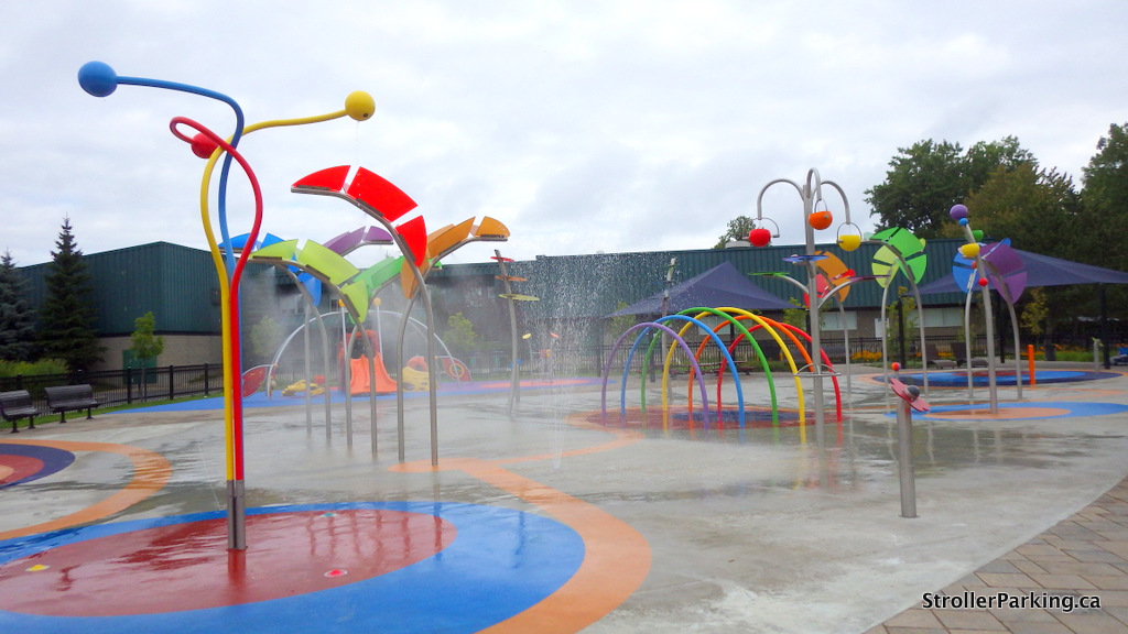 L'Aquaciel Splash Pad/Water Park StrollerParking