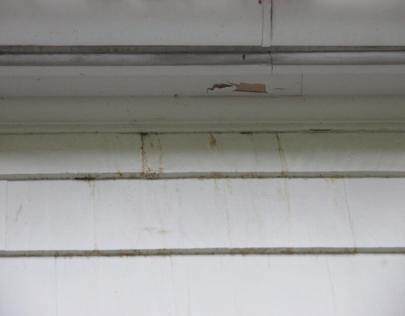 He was very thorough and efficient! Q&A - Siding Stains: Why Do Houses Cry?
