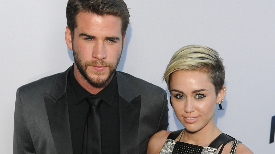Over 10 years ago, miley cyrus and liam hemsworth first met on the set of the last song. · they got married in december 2018 and their divorce . Chris Hemsworth Reportedly Says Miley Cyrus Isn T Marriage Material Stylecaster