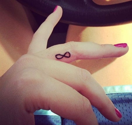 20+ Beautiful Infinity Tattoo Designs For Men And Women 427_x_452_jpg