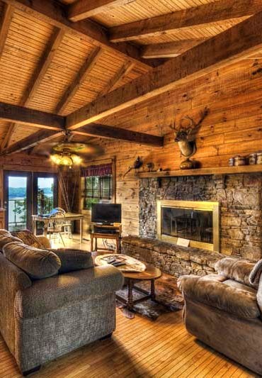 Beaver lake is minutes away. Eureka Springs Cabins on Beaver Lake - Sugar Ridge Resort