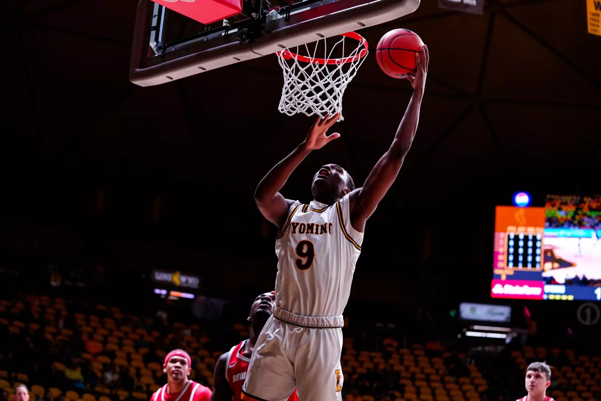 Wyoming Basketball Teams Suffer Close Losses to New Mexico – SweetwaterNOW