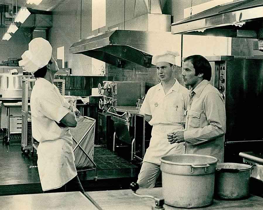 Kitchen 1