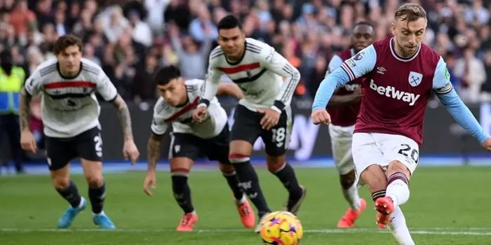 West Ham Raih Kemenangan Penting 2-1 atas Manchester United Lewat Penalti