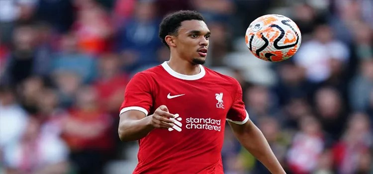 Carragher Mengkritik: Alexander-Arnold Utamakan Gelar Pribadi