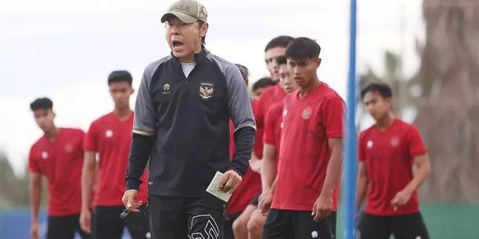 Shin Tae-yong Marah! Kesalahan Sepatu Jadi Kontroversi Timnas Indonesia!