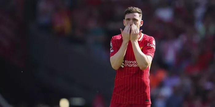 Liverpool Ancang-Ancang Cari Pengganti Andrew Robertson
