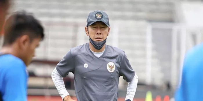 Shin Tae-yong Turunkan Ilmu ke Timnas Indonesia