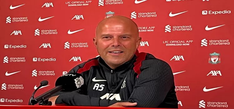 Liverpool Sikat Brighton, Arne Slot Sentil Media Inggris