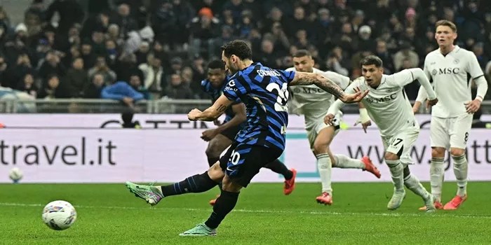 Inter Milan vs Napoli Seri Setelah Calhanoglu Gagal Penalti