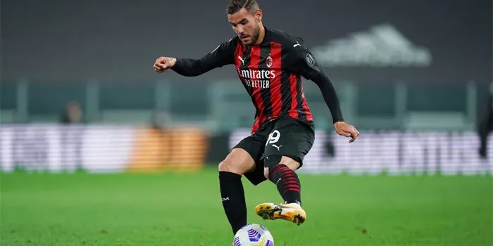 Theo Hernandez Minta Naik Gaji, Masa Depannya di AC Milan Tak Pasti