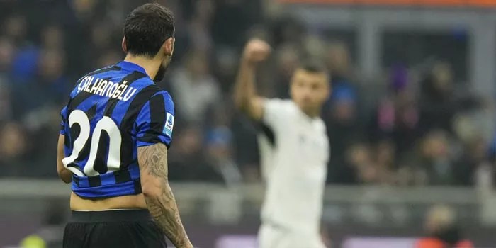 Inter Milan dan Napoli Berbagi Poin Calhanoglu Menjadi Sorotan Setelah Gagal Penalti