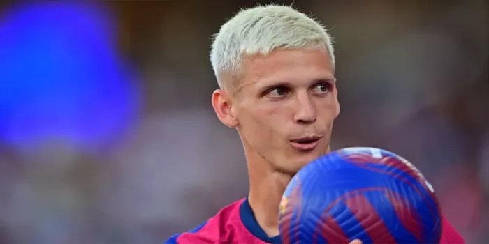 Dani Olmo Tanggapi Ancaman Tak Bisa Didaftarkan Barcelona