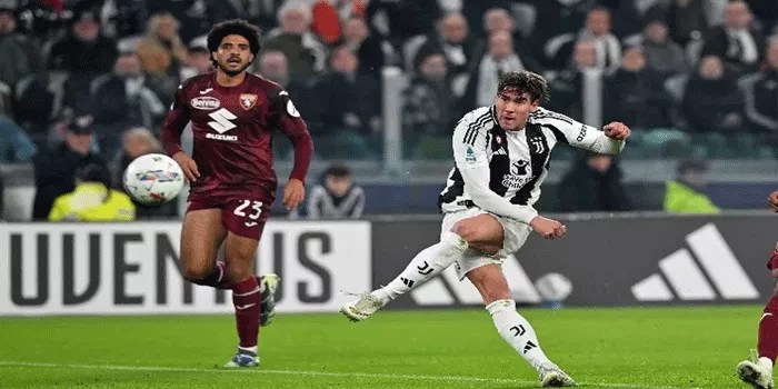 Juventus Tundukkan Torino 2-0, Kemenangan Penuh Gaya di Derby Della Mole