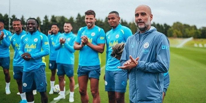 Guardiola Ceria Karena Trio Bek Tengah Kembali Perkuat Manchester City!