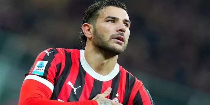 Rumor Theo Hernandez Jadi Bek MU