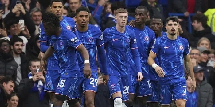Fernandez dan Jackson Jadi Pahlawan Stamford Bridge