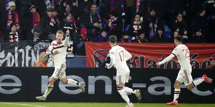 Rasmus Hojlund Selamatkan Manchester United dari Kesalahan Onana